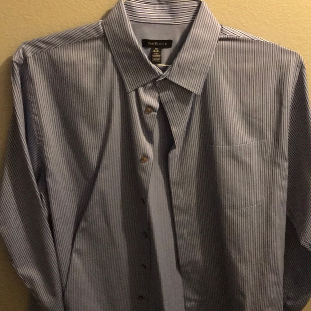 Van Heusen Dress Shirt Blue 15-15.5 Medium